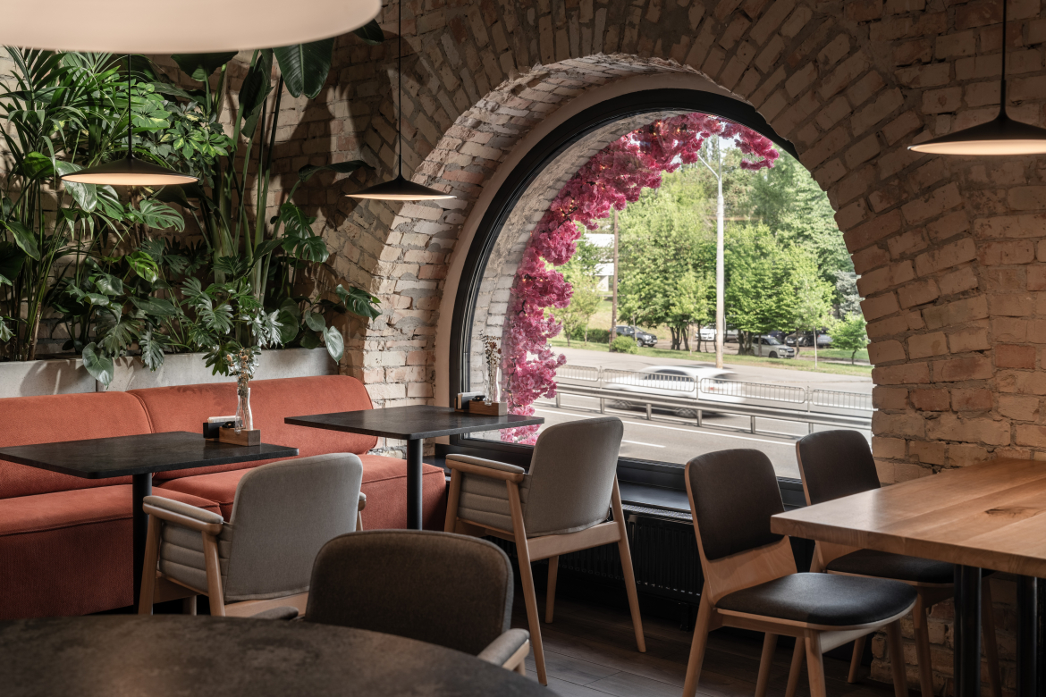 м. Київ Проспект Берестейський, 45