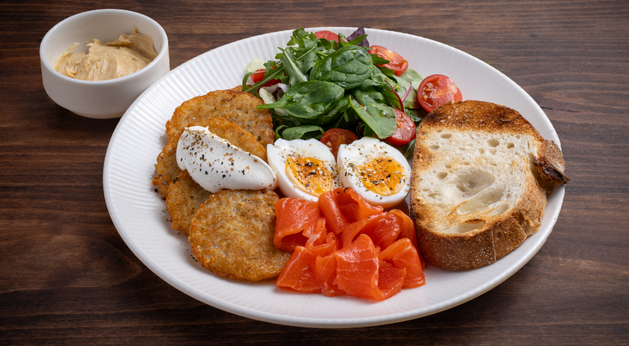  Сніданок з лососем та дерунами з доставкою від Yaposhka