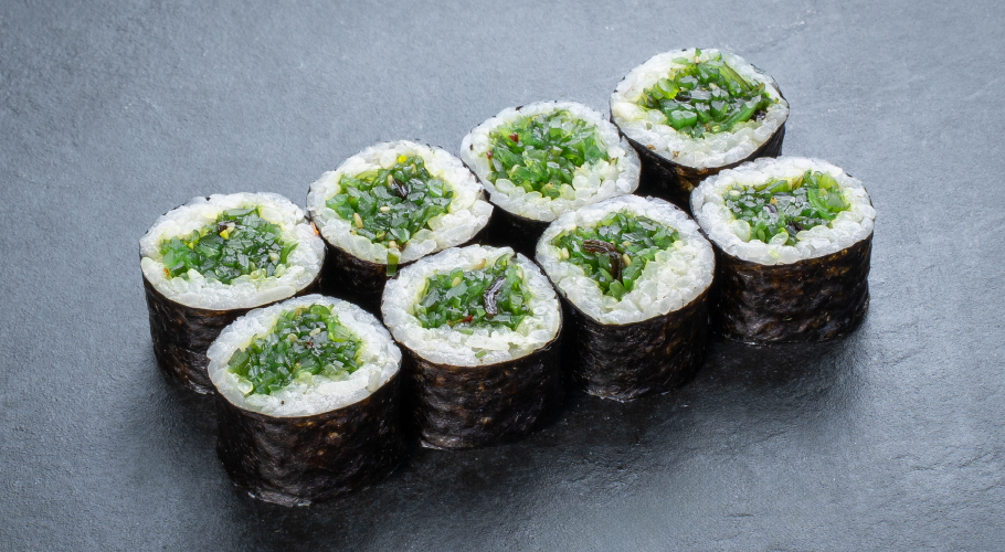  Рол макі з чукою з доставкою від Yaposhka