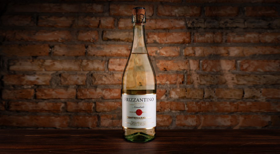  Вино Frizzantino Trebbiano, Chiarli ігристе біле солодке з доставкою від Yaposhka
