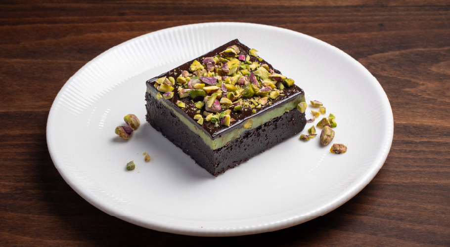  Фісташковий брауні з доставкою від Yaposhka