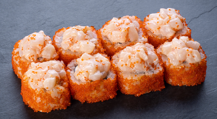  Royal roll with tender scallop and mango delivery from Yaposhka