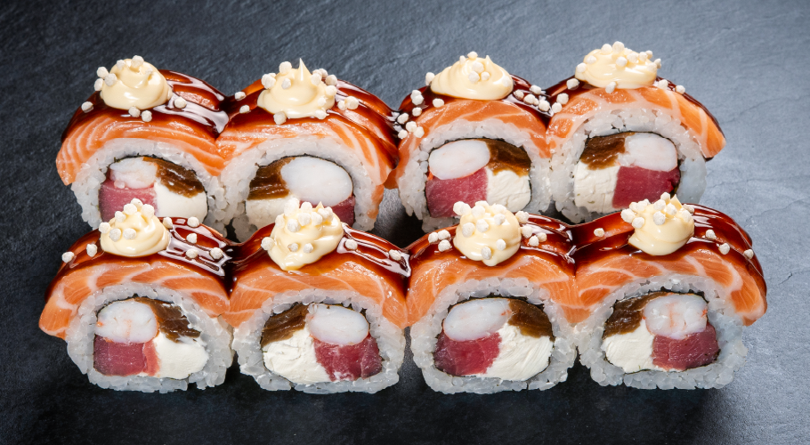  Роял салмон рол з тунцем і креветкою з доставкою від Yaposhka